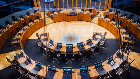 Siambr y Senedd
